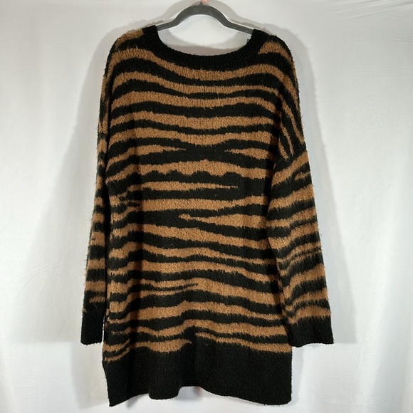 Ricki’s Black & Brown Tiger Striped Soft Sweater - Picture 6 of 7